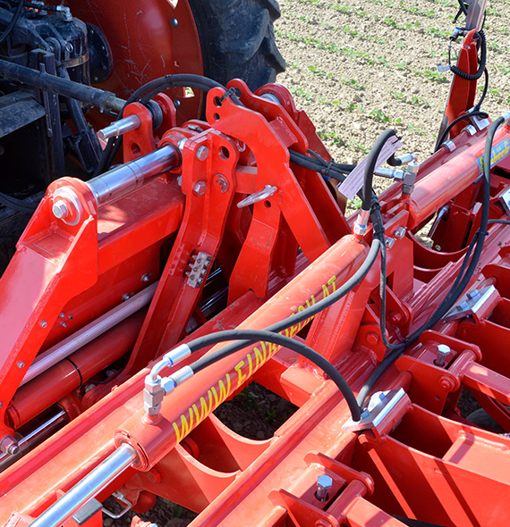 Einbock Row Guard | Automatic Adjusting Cultivator
